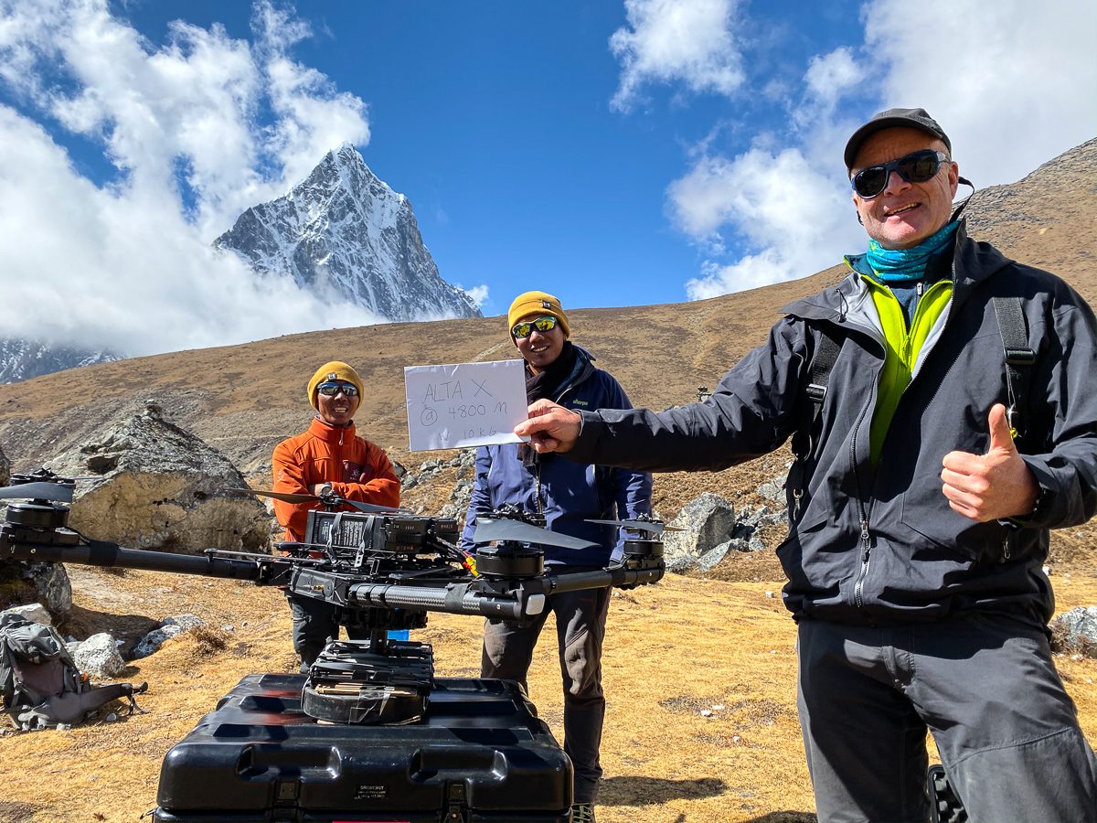 heavy lift freely alta x test flight at 4800m altitude